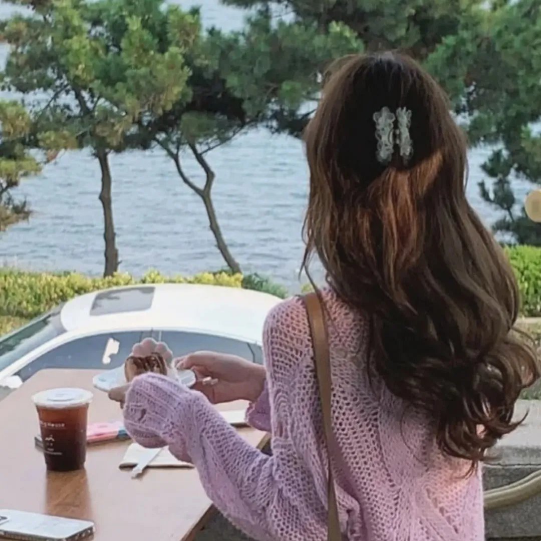 四月女友